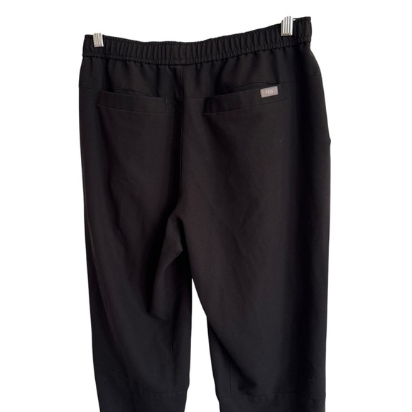 Figs Tansen Jogger Scrub Pants, Black, Size M - Picture 9 of 11